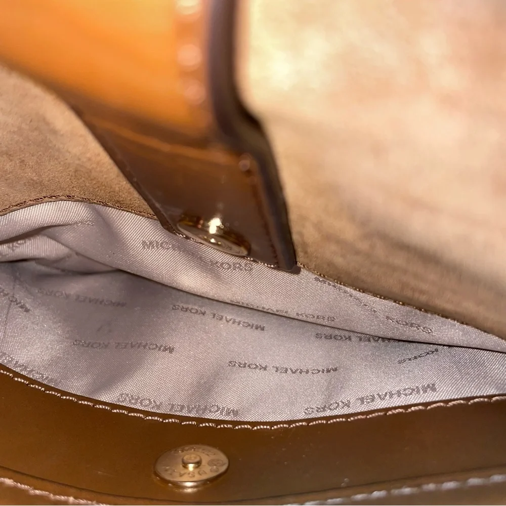 Michael Kors Jamie Medium Suede Saddle Bag - Picture 4 of 14